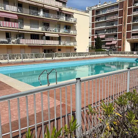 شقة Vue Avec Piscine Et Parking Prive روكوبرُن كاب مارتي