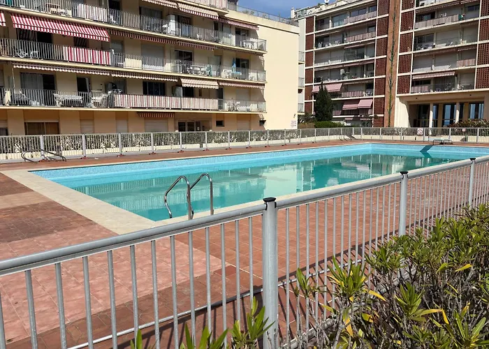 شقة Vue Avec Piscine Et Parking Prive روكوبرُن كاب مارتي